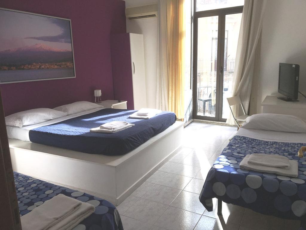 Casa Vacanza Civita Catania Centro Catânia Exterior foto